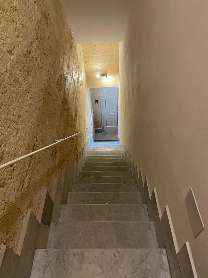 Casa Caracciolo Apartment Lecce Bagian luar foto